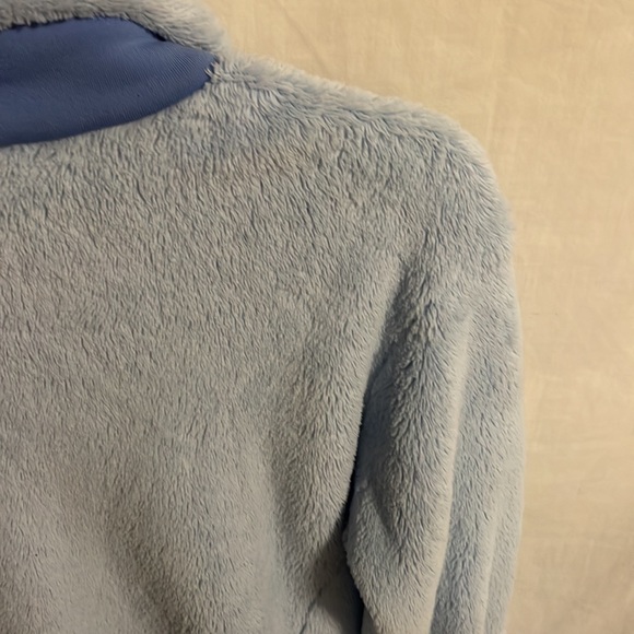 Mountain Hardwear Women’s Blue Fleece Zip Front Cold Jacket Size Medium - Picture 9 of 12